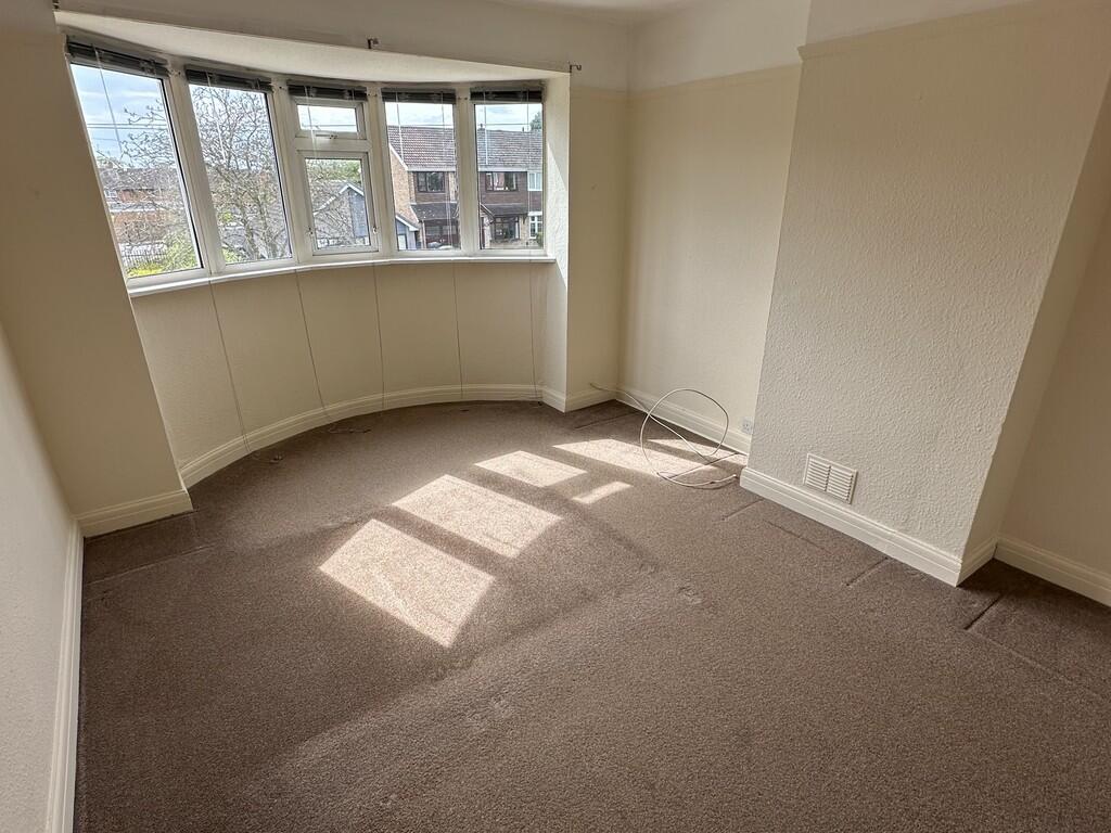 Windmill Lane, Castlecroft, Wolverhampton photo 5