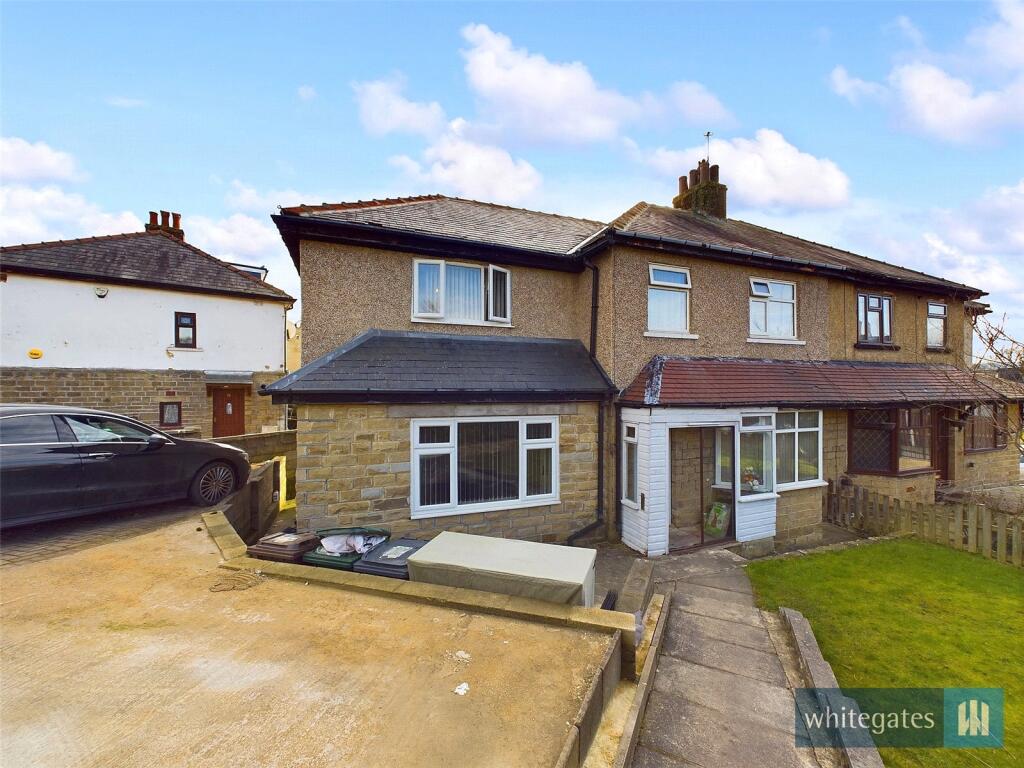 Main image of property: Lingwood Avenue, Bradford, West Yorkshire, BD8