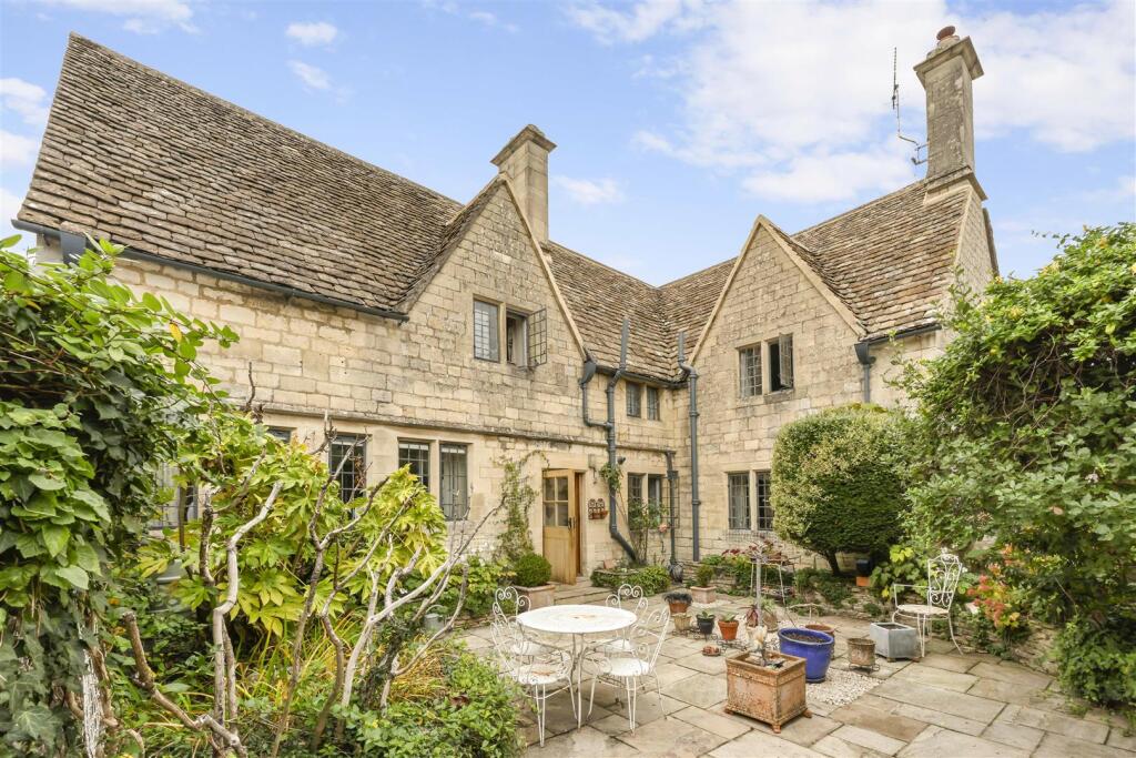 Main image of property: St. Marys Street, Painswick, Stroud