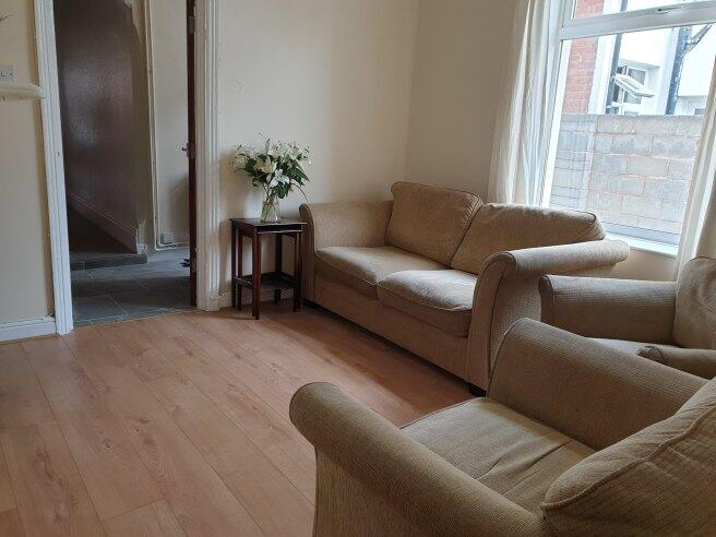 House in Wolverhampton, Tettenhall - More