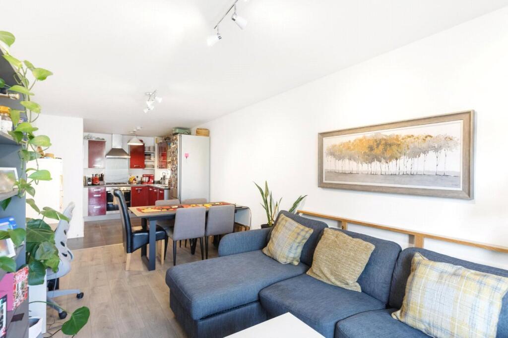 Main image of property: Worcester Close, London, SE20