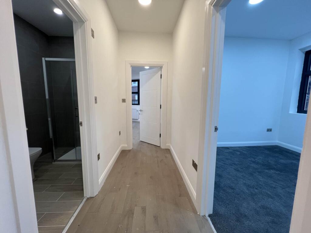 Main image of property: Flat 6, Dunstable Place, Luton