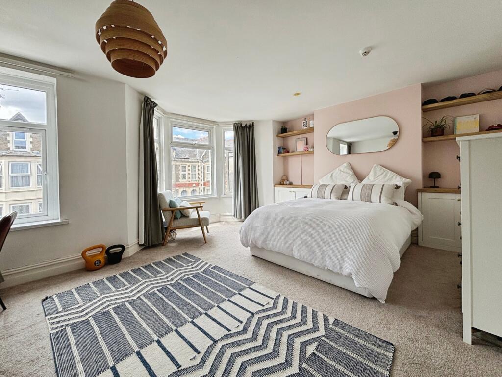 Apartment in Cardiff, Plasnewydd, Roath - More