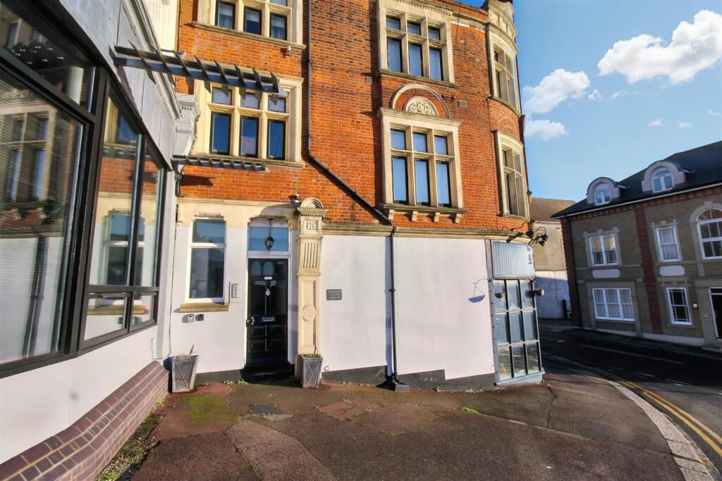Main image of property: Quarterdeck, 11-13 Leigh Hill, Leigh On Sea