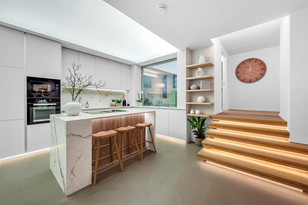 Main image of property: Barrel Yard, Vinery Way