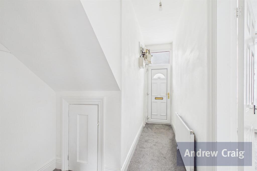 Apartment in South Tyneside, Westoe - View 5