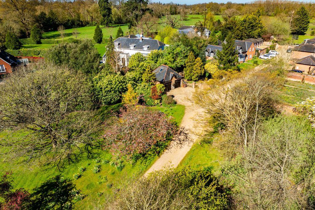 Additional image 33 of Woodside Place, Wildhill Road, Essendon