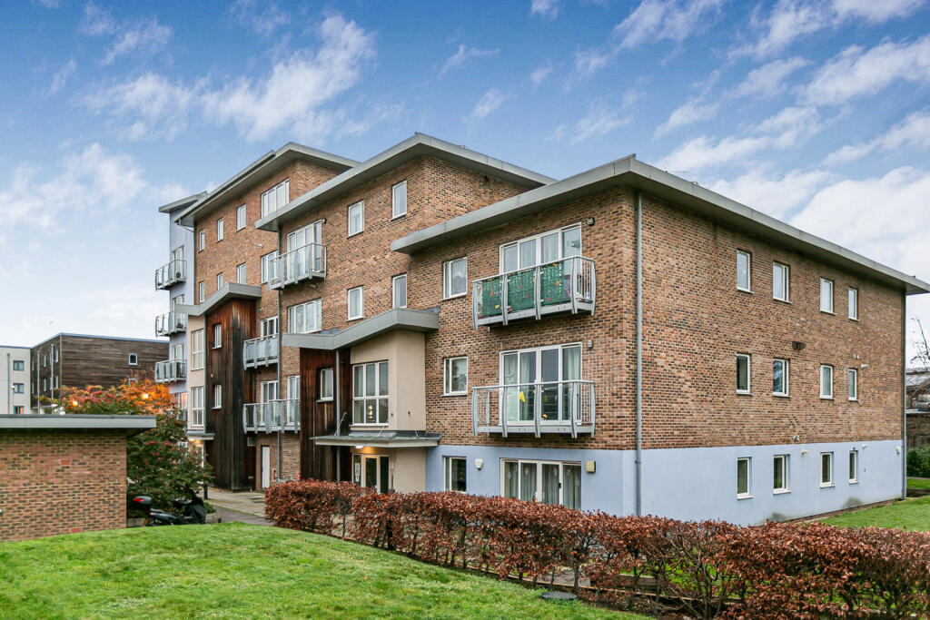 Main image of property: Sundeala Close, Sunbury-on-Thames, Surrey, TW16