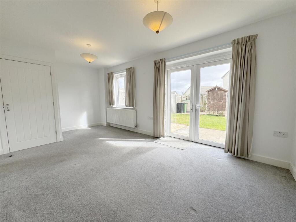 House in Cubert, Ellenglaze - More