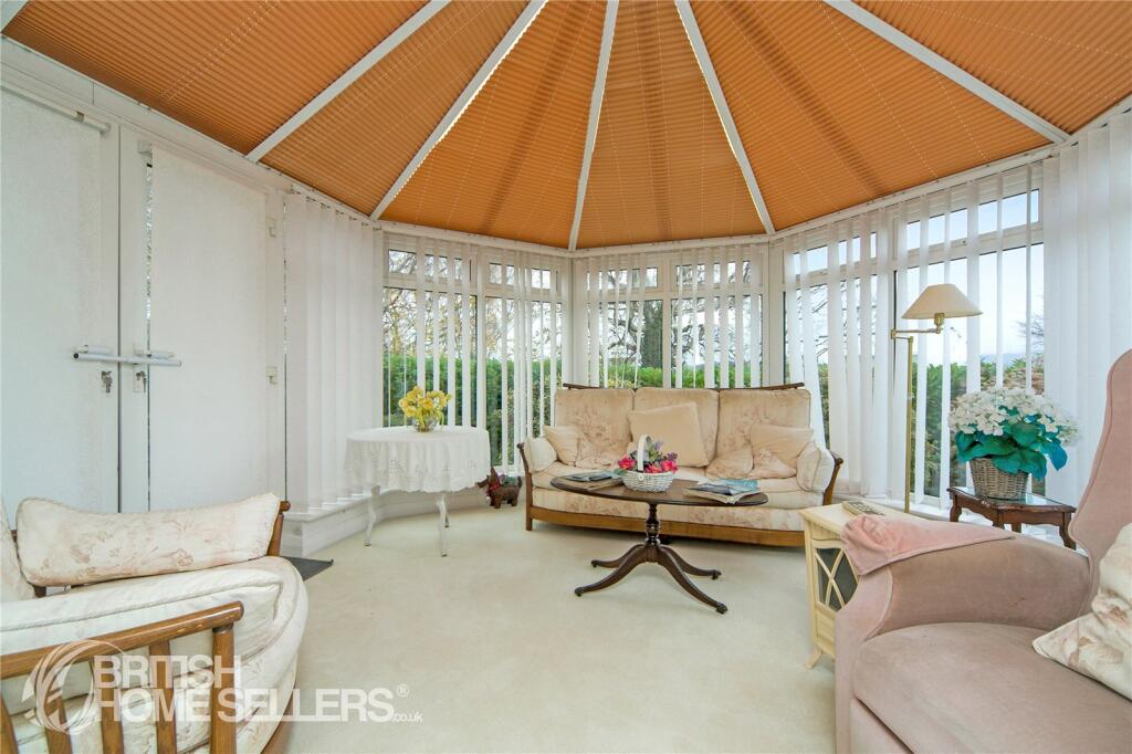 Bryn Y Coed, Deganwy, Conwy, LL31 - View 5
