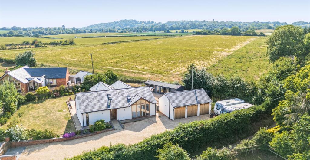 Main image of property: The Old Coal House, Sandy Lane, Kidderminster, DY11 5QZ