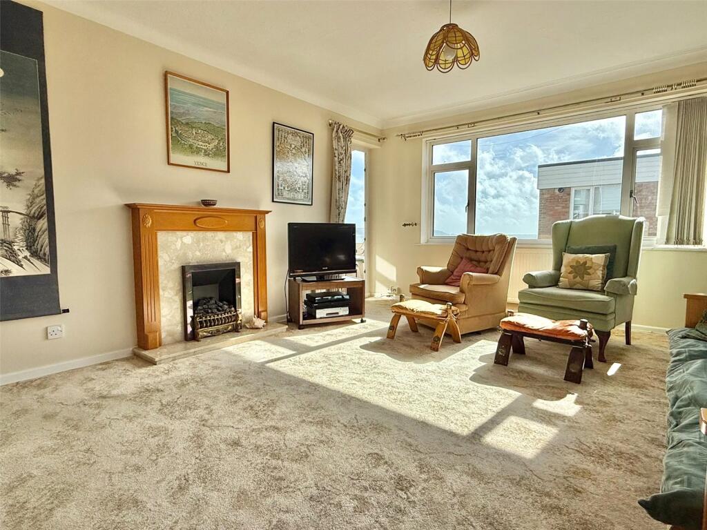 Apartment in Southampton - View 4