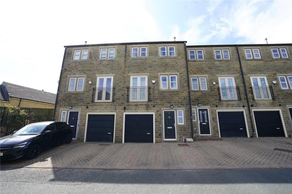 Main image of property: Weavers Court, Queensbury, Bradford, West Yorkshire, BD13