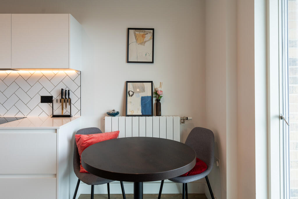 Apartment in London, Kidbrooke Village, Kidbrooke - More