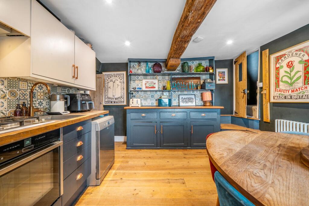 Watledge, Nailsworth, GL6 photo 2