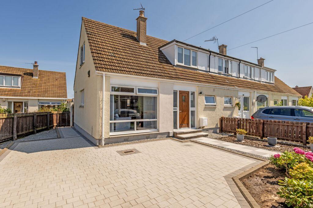 Main image of property: 5 Mayfield Crescent, Musselburgh, East Lothian, EH21 6EZ