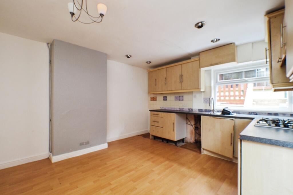 House in Nottingham, Chilwell - View 3