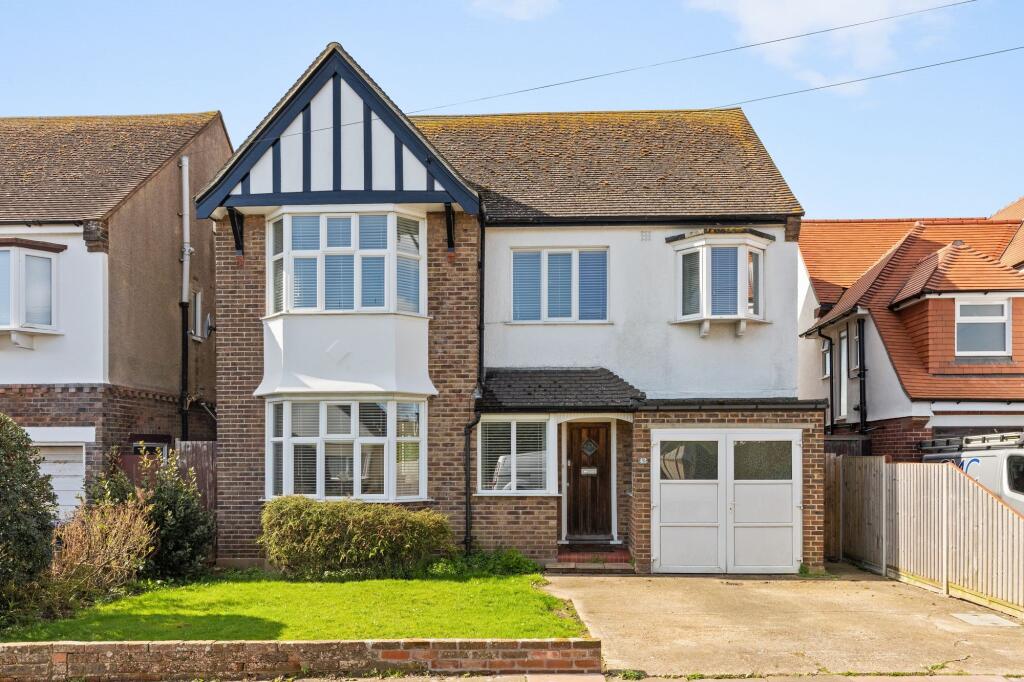 4-bed detached on Sea Place, Goring-By-Sea, BN12, £700,000