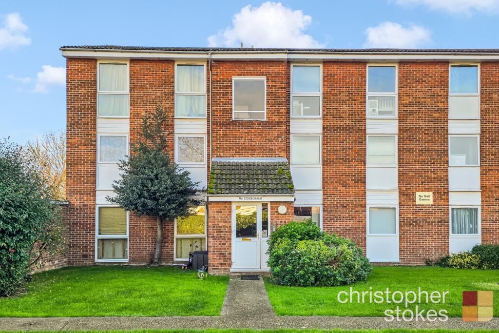 Main image of property: Clyfton Close, Broxbourne, Hertfordshire, EN10 6NX