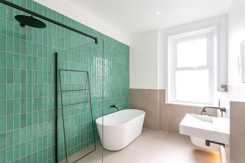 Apartment in Newcastle upon Tyne - More