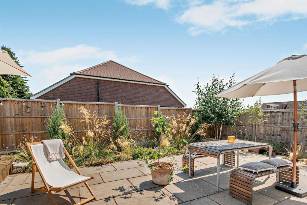 House in Rochester - View 2