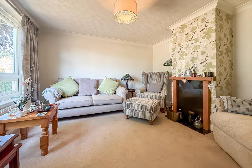 Langley Grove, Sandridge, St. Albans, Hertfordshire, AL4 photo 2