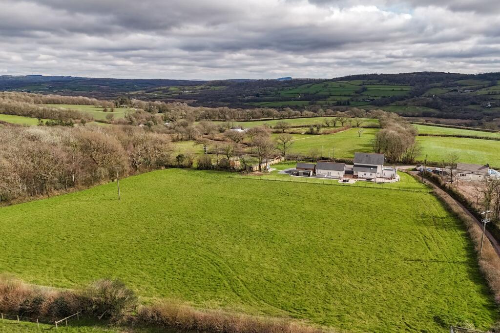 House in Swansea - View 2