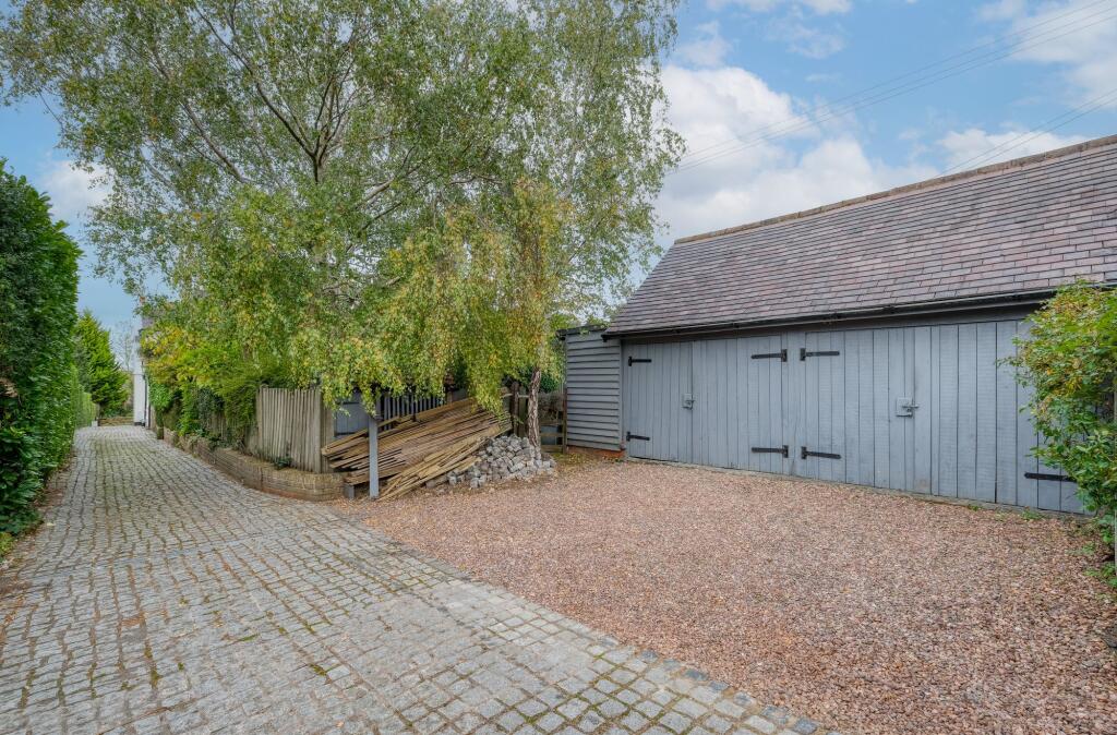 Additional image 25 of Birmingham Road, Marlbrook, B61