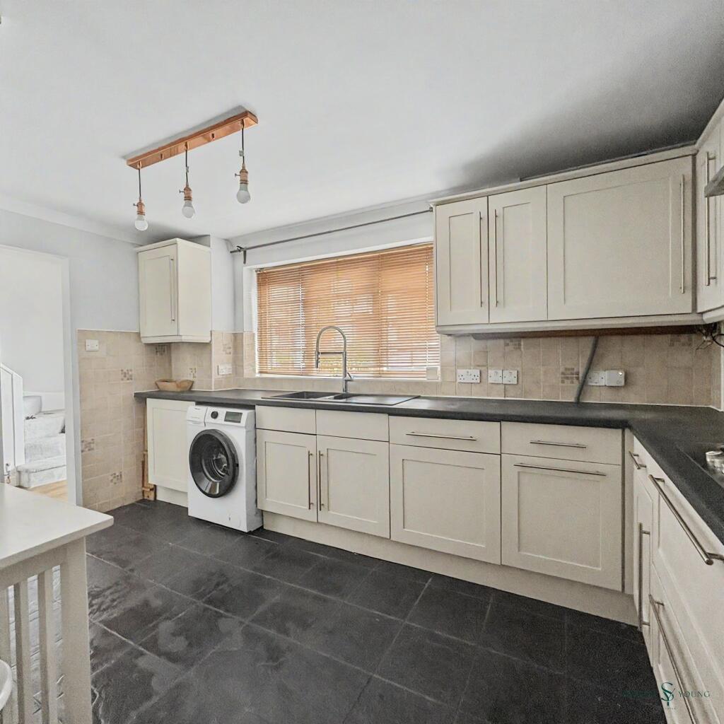 House in London - View 2