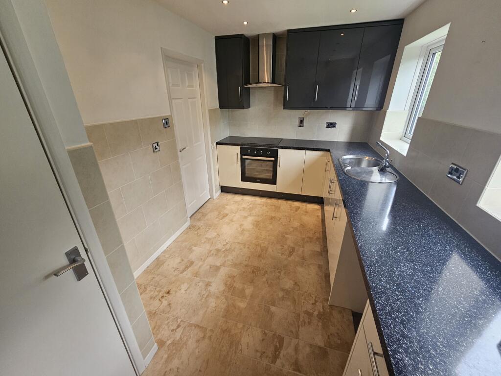 Additional image 3 of Apperley Way, Halesowen, B63