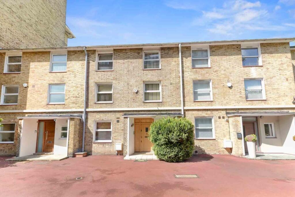 Main image of property: Court Close, St Johns Wood Park St Johns Wood NW8