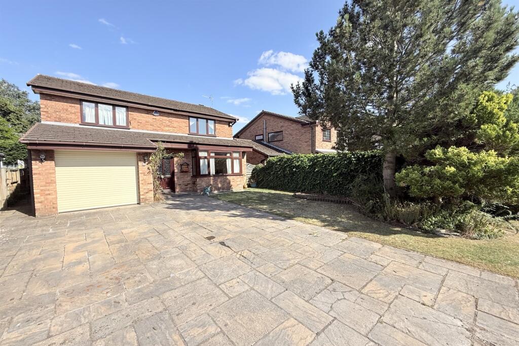 Main image of property: Redwood Close, Woolston, Warrington, WA1 4EH