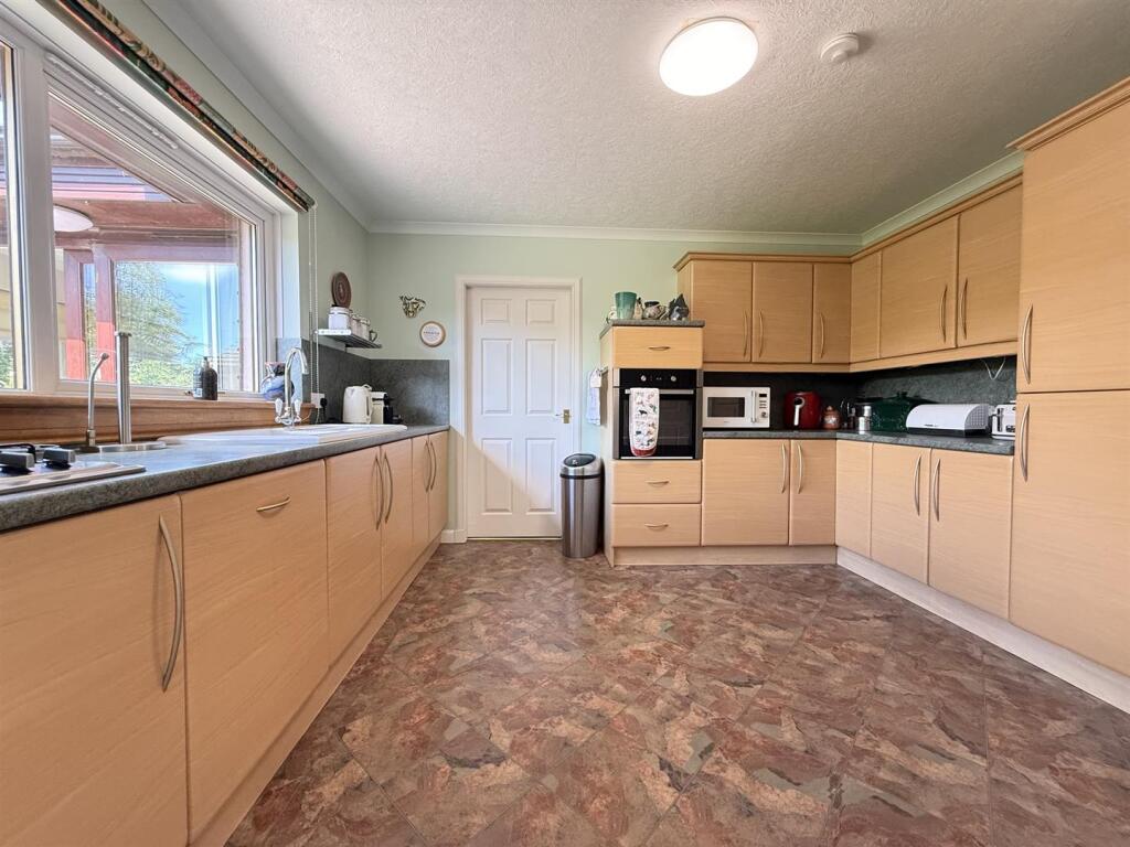 House in Brydekirk, Newpark - More