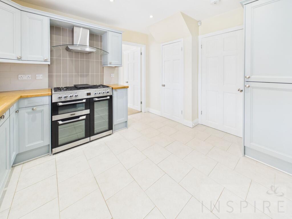 Gainsborough Road, Crawley, RH10 - View 5