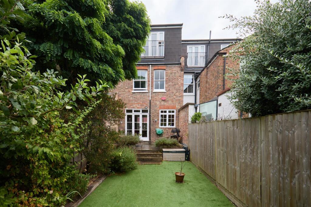 House in London - View 4