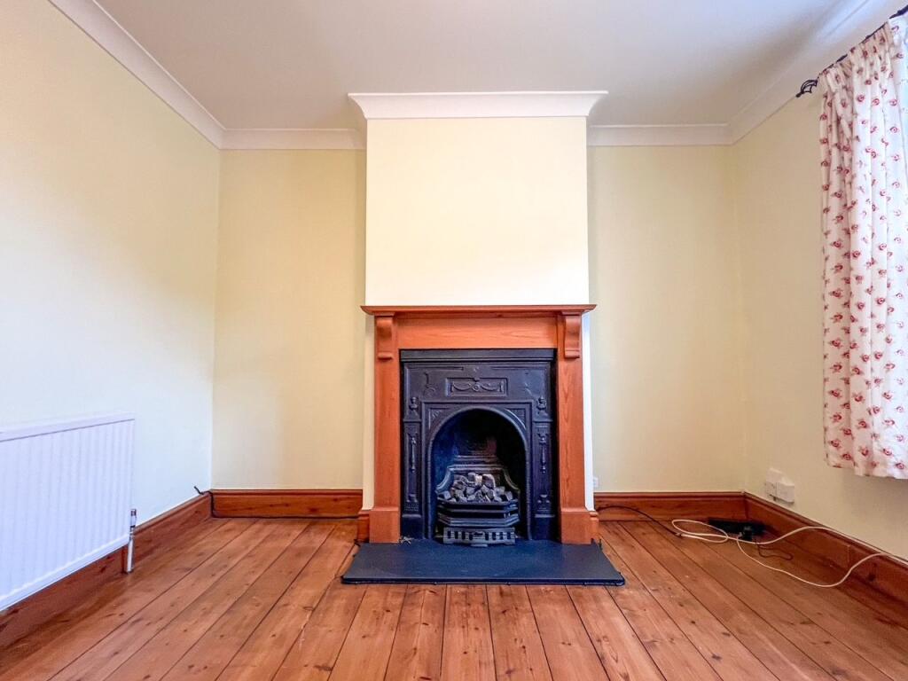 House in Elmbridge, Molesey - View 4