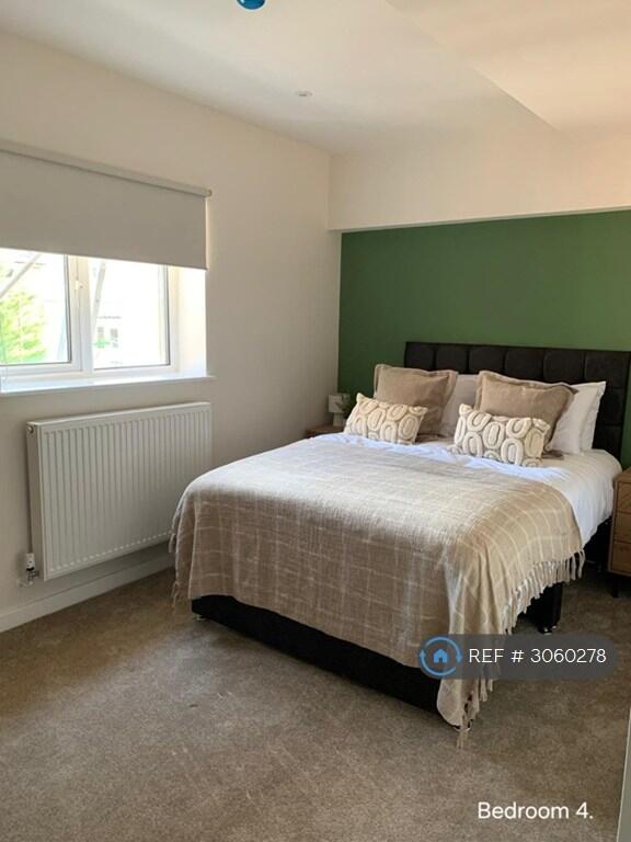 Main image of property: Mersea Road, Colchester, CO2