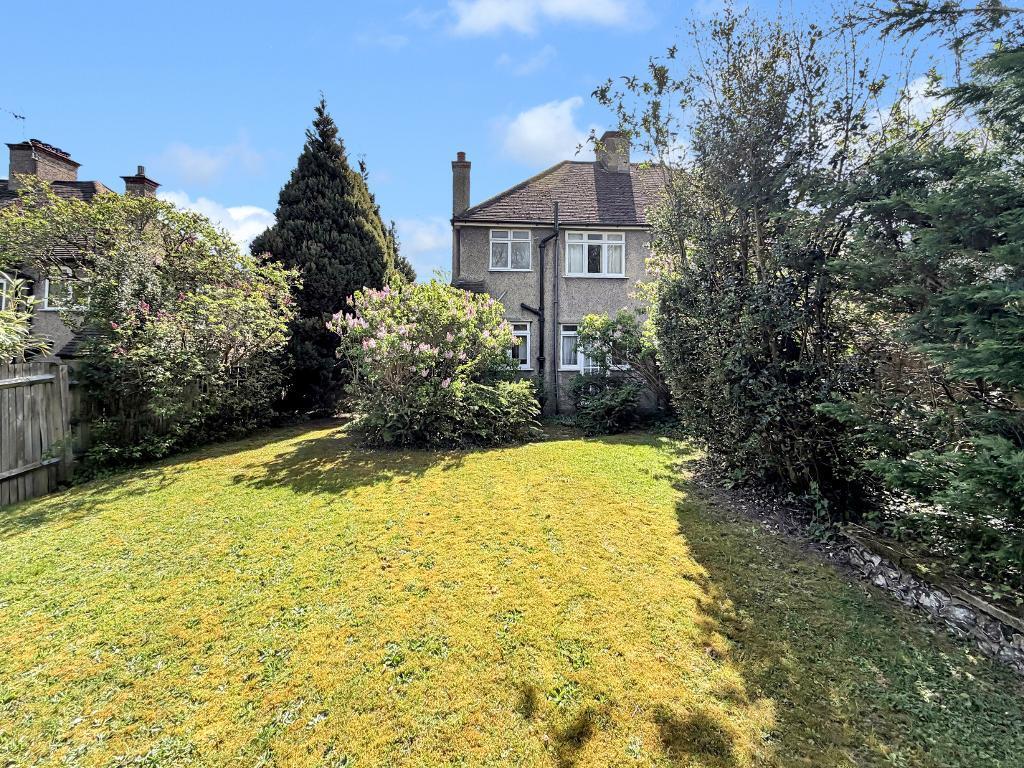 Main image of property: Selsdon Park Road, South Croydon, CR2 8JJ