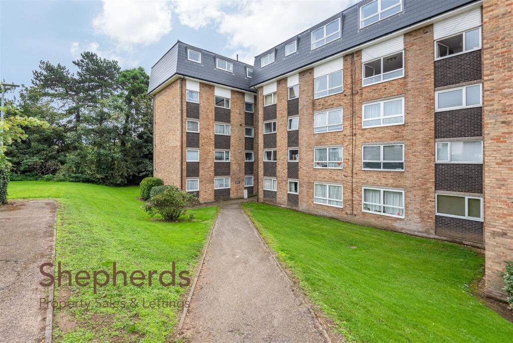 Main image of property: Lampits, HODDESDON
