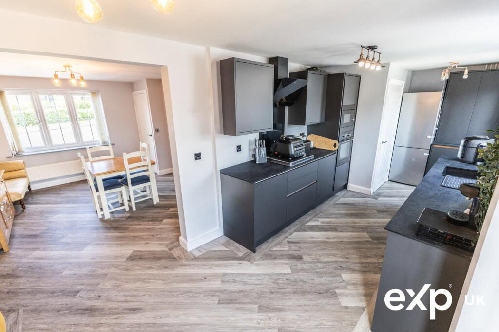 Sanderling Way, Forest Town, NG19 0GH - View 4