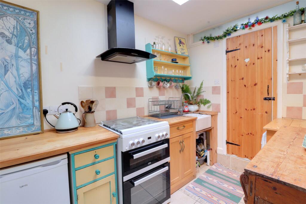 11, Berkeley Place, Ilfracombe, Devon, EX34 photo 3