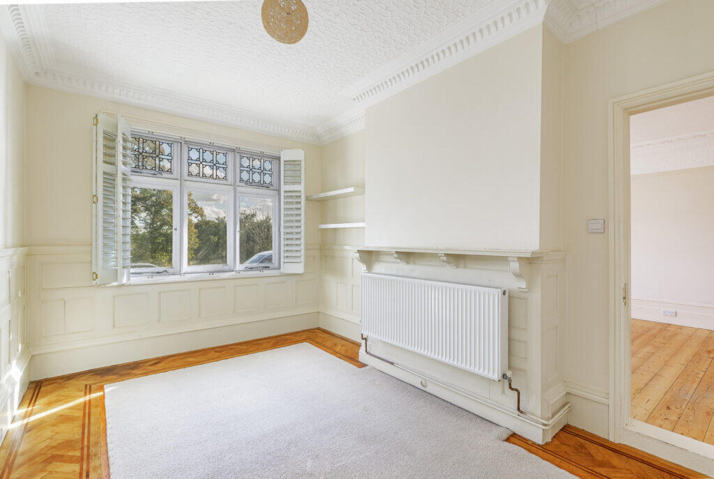 Apartment in Tunbridge Wells, Royal Wells Park, St James - More