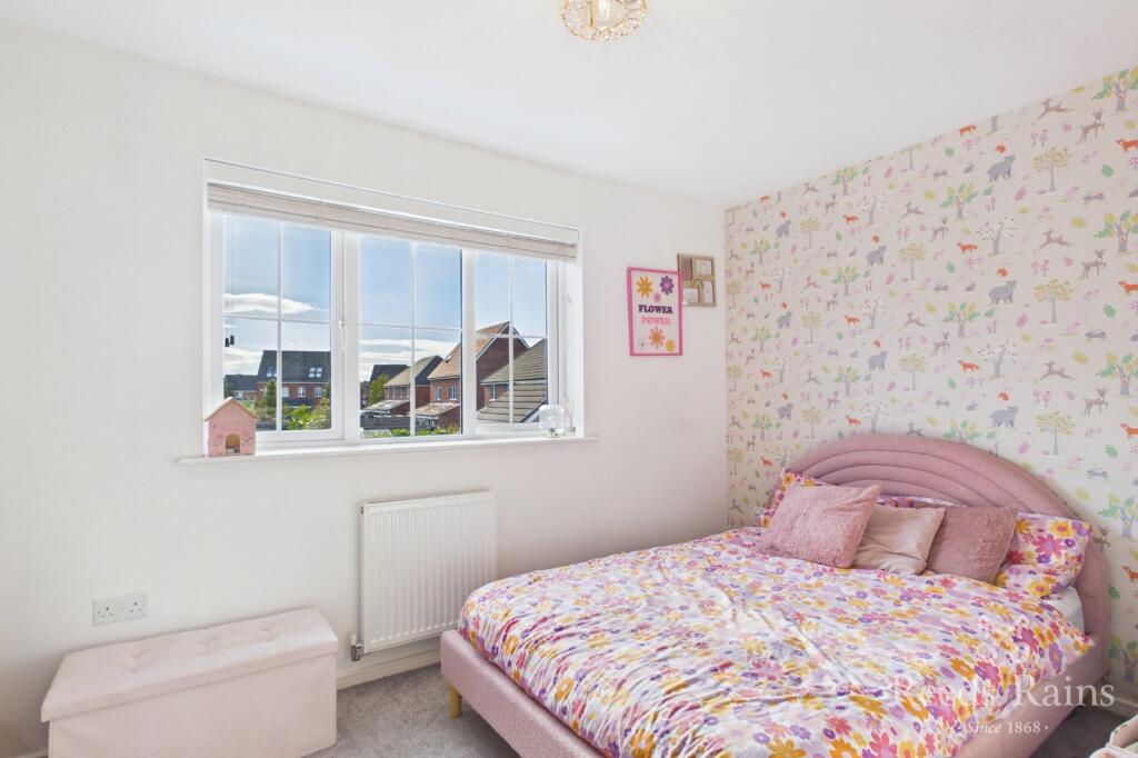House in St Helens, Abbotsfield, Sutton Leach - More