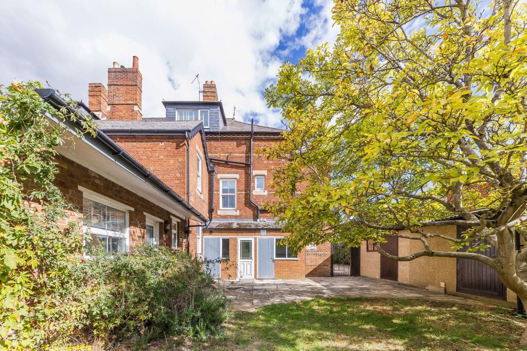 House in Oxford - View 5