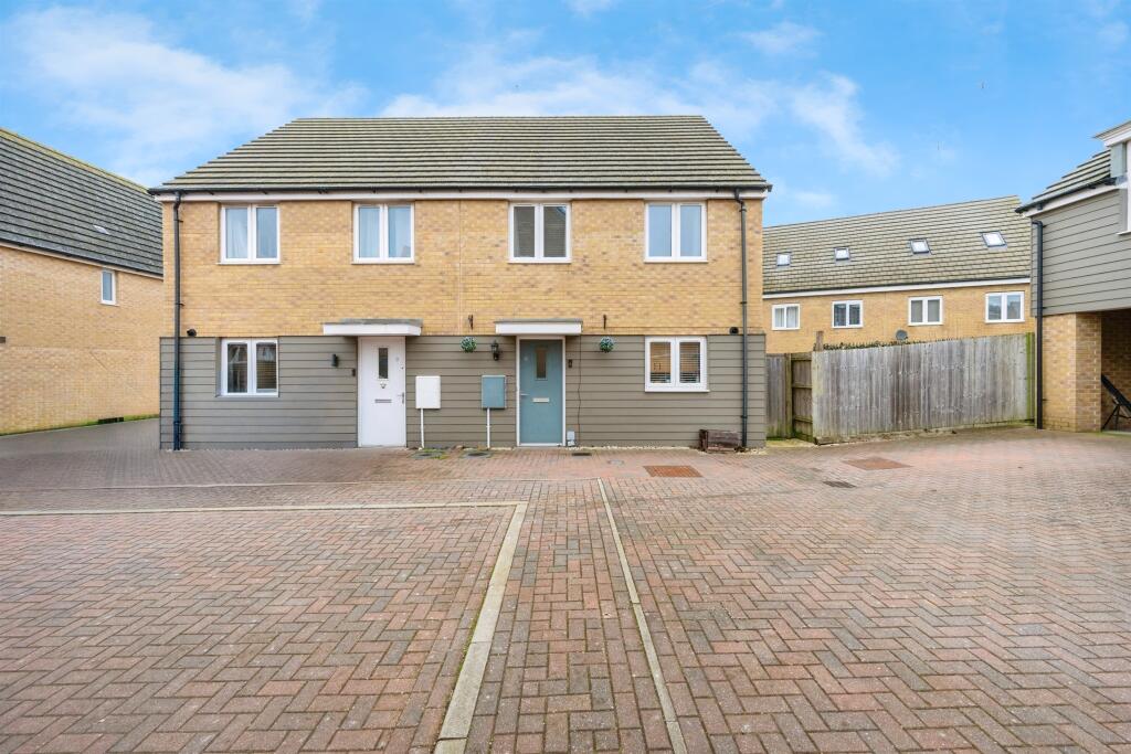 Main image of property: Puffin Place, Leighton Buzzard