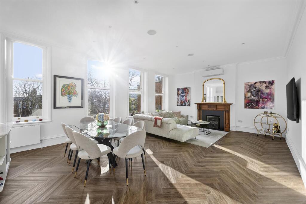 3-bed flat on Lindfield Gardens, Hampstead, London, NW3, £1,500,000