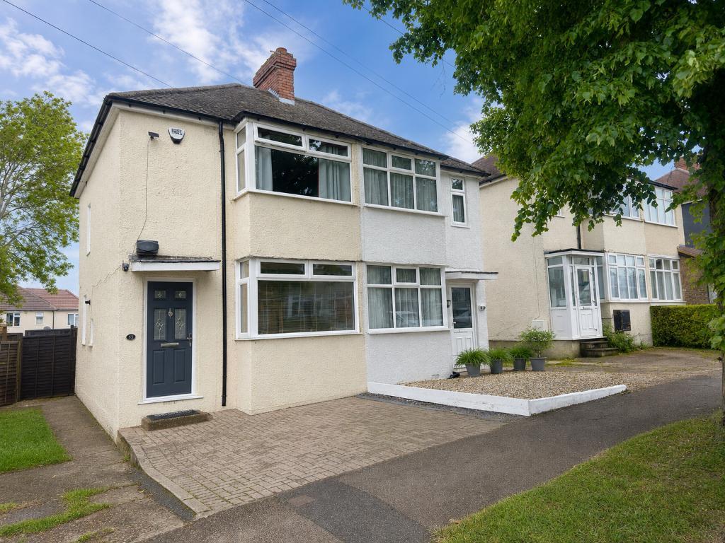 Main image of property: Fourth Avenue, Sundon Park, Luton, Bedfordshire, LU3 3BS