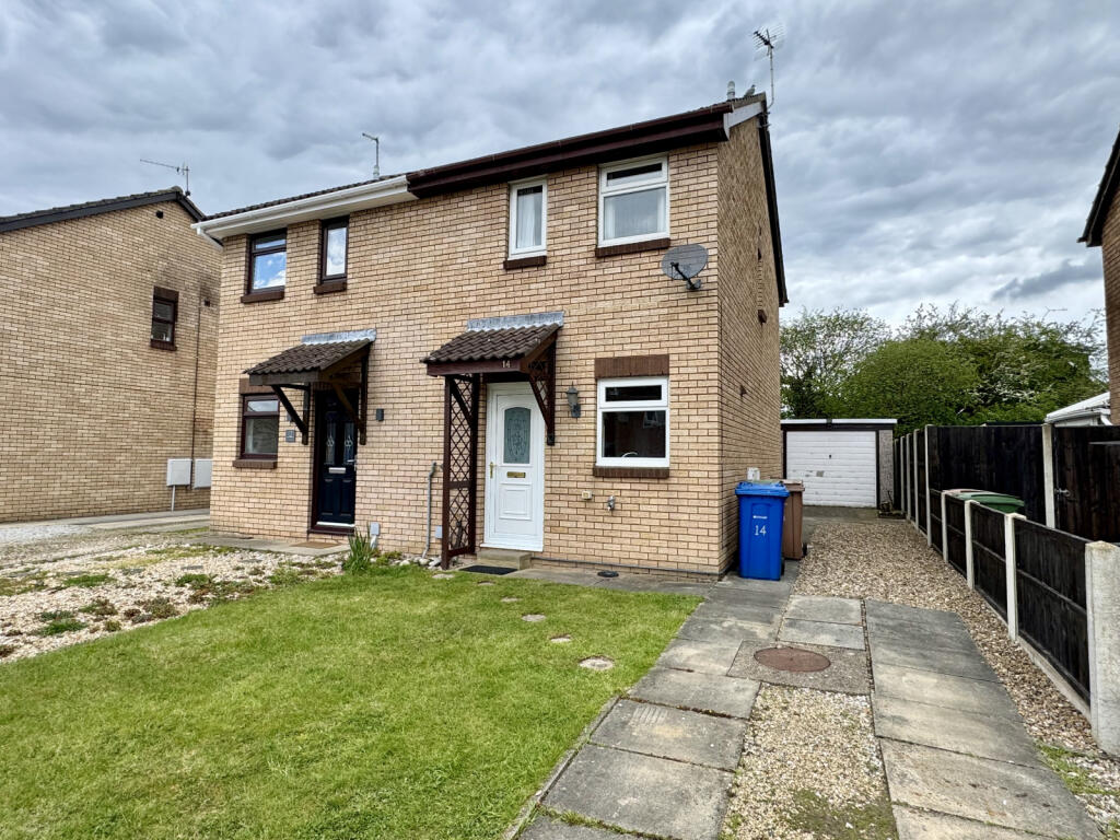 2-bed semi-detached on Curlew Close, Beverley, HU17 7QN, £160,000