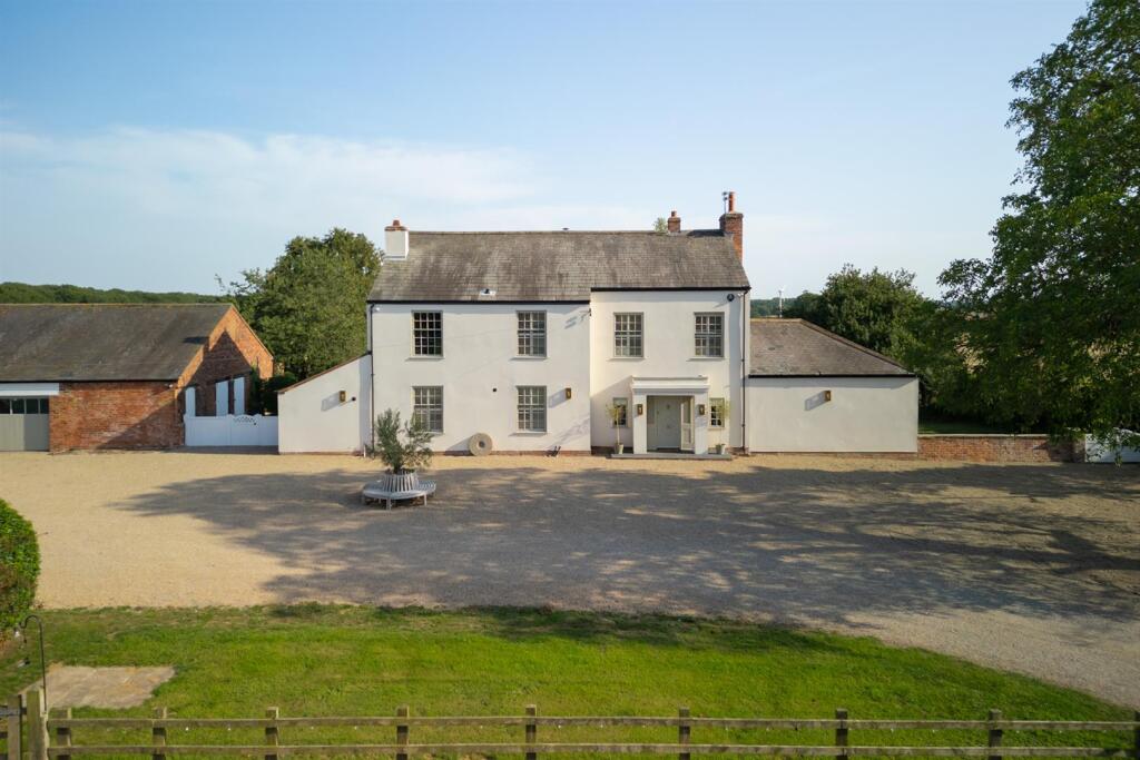 House in York - View 2