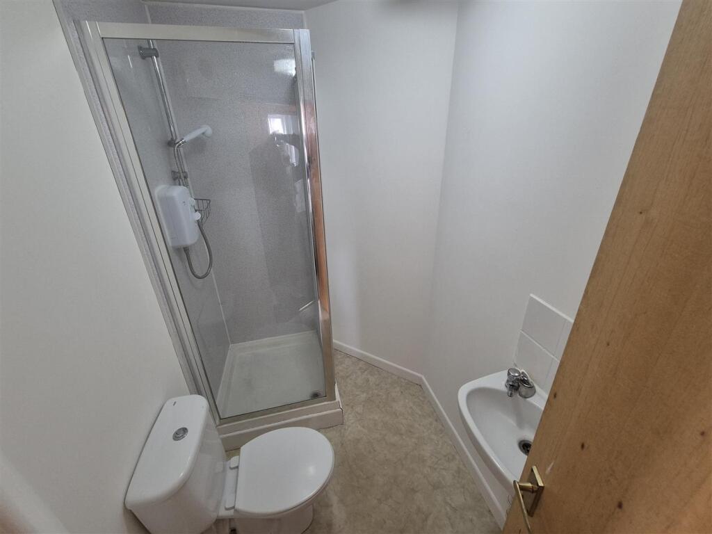 Additional image 6 of One Bedroom Flat, Lansdowne